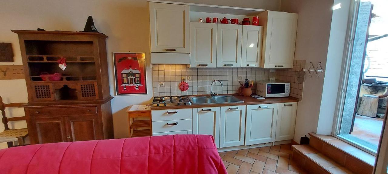 Piazza Fiumalbo Citta D'Arte Apartamento Exterior foto